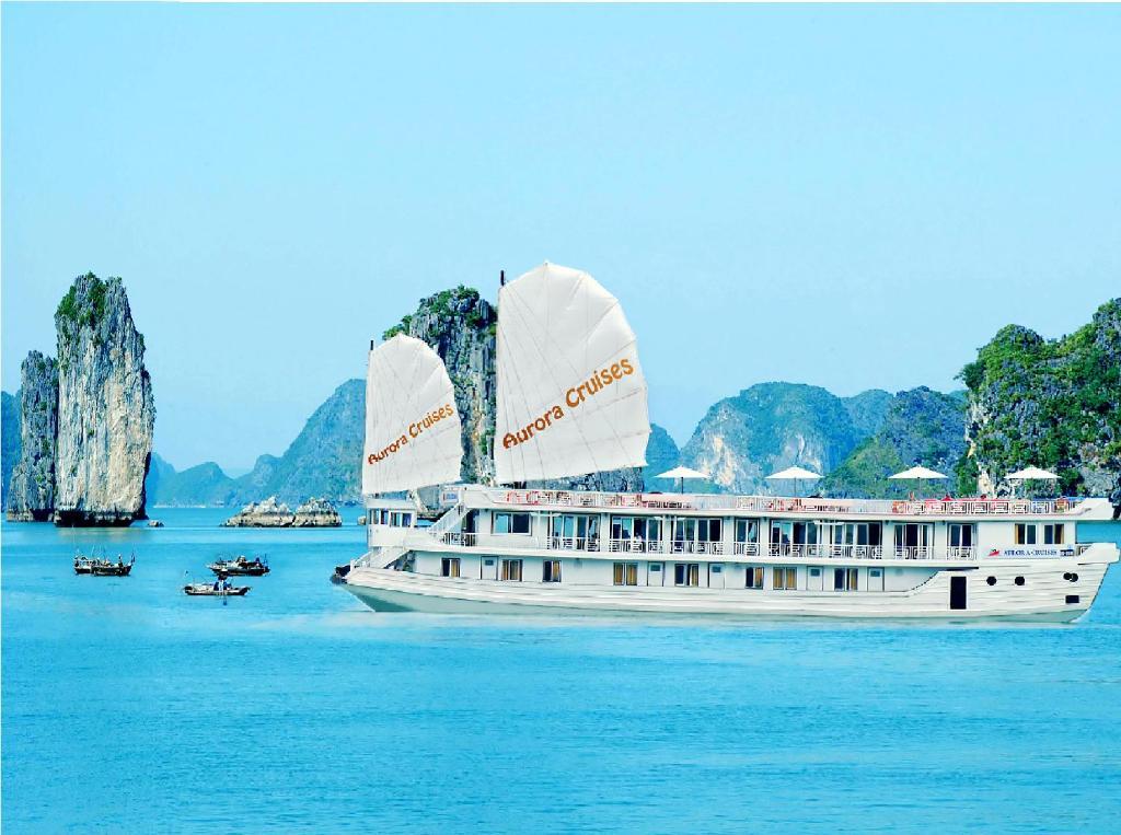 Halong Aurora Cruises Lägenhet Ha Long Exteriör bild